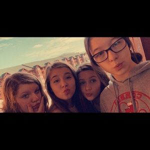 Meet your Posher, Aubrey